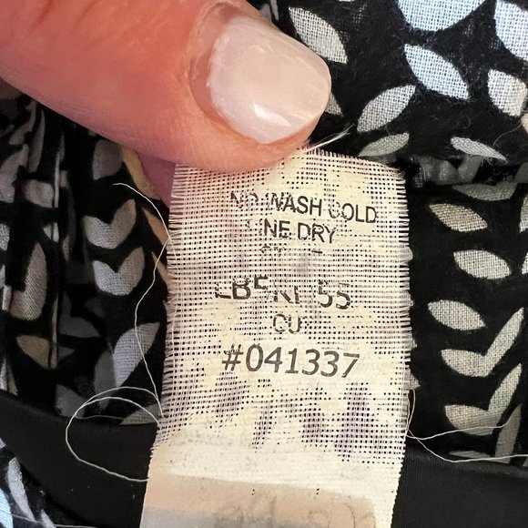 LA BLANCA Black & White Coverup with Crochet Trim Size Medium - Picture 10 of 11